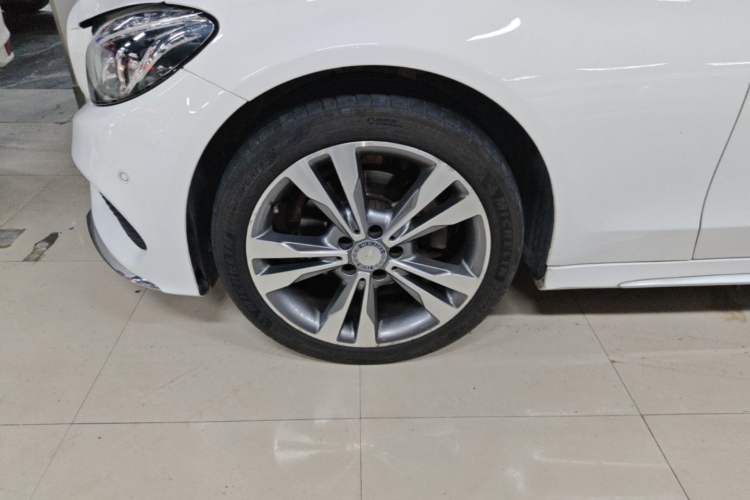 Used Mercedes-Benz C-Class 2015 C 200 L 4MATIC Sport Edition Left Front Wheel Hub