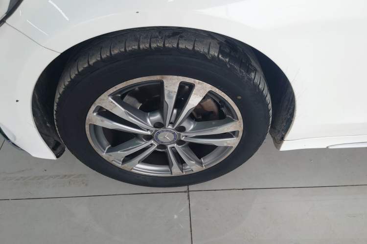Used Mercedes-Benz C-Class 2015 Revised C 200 L Sport Edition Left Front Wheel Hub