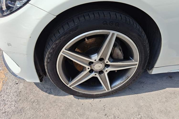 Used Mercedes-Benz C-Class 2015 C 200 station wagon Left Front Wheel Hub