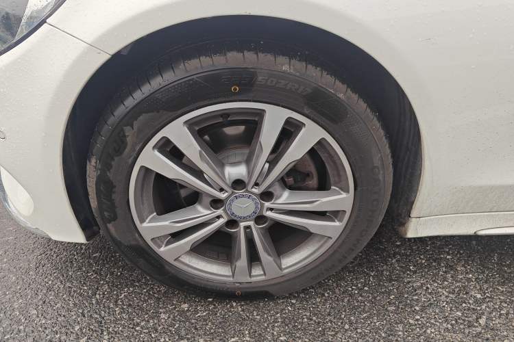 Used Mercedes-Benz C-Class 2015 Revised C 200 L Sport Edition Left Front Wheel Hub