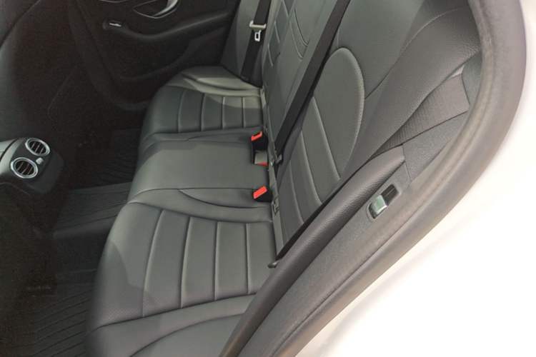 Used Mercedes-Benz C-Class 2015 C 200 station wagon Left Rear Seat