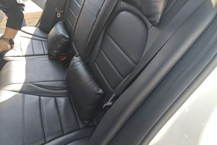 Used Mercedes-Benz C-Class 2015 Revised C 200 L Sport Edition Left Rear Seat