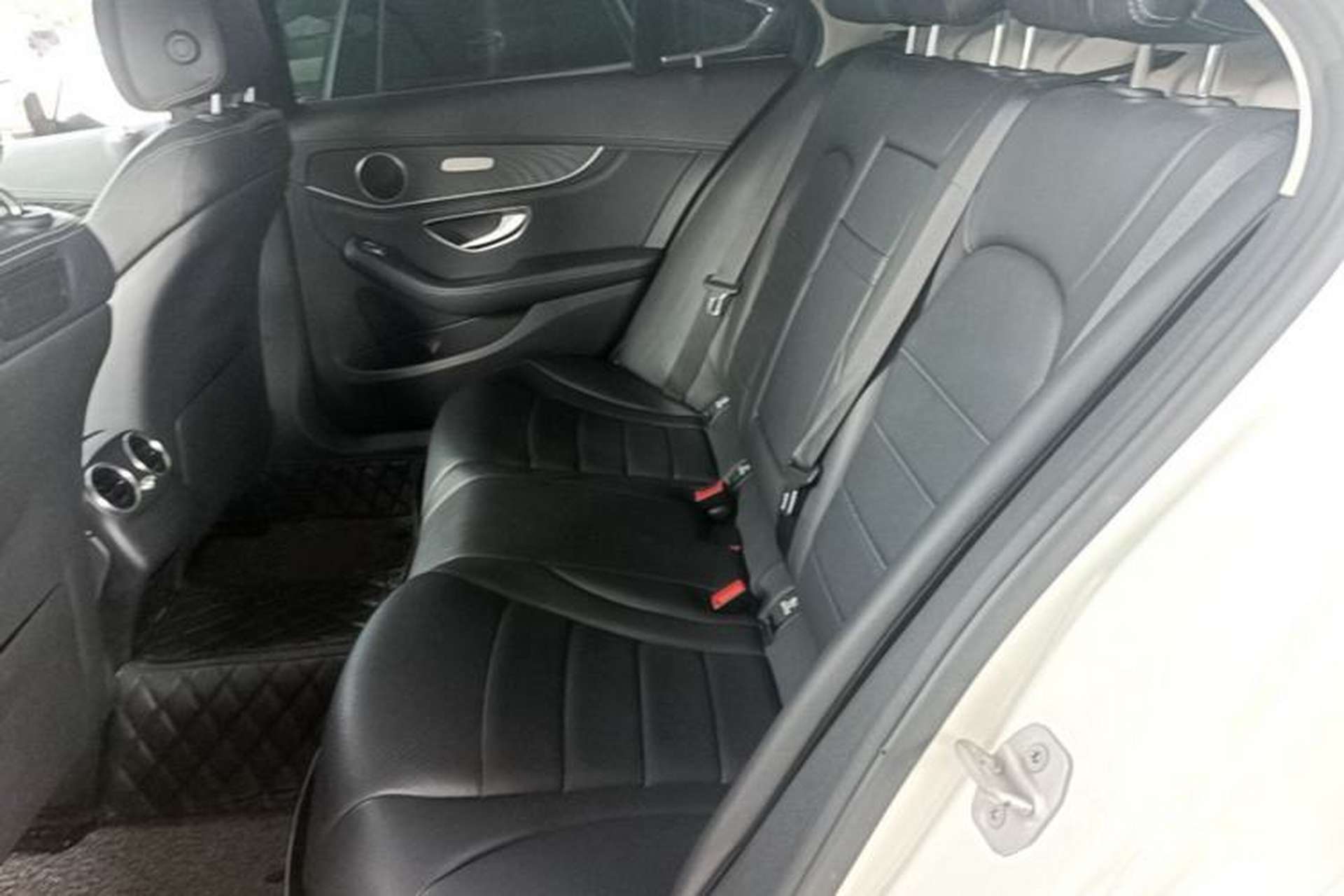 Used Mercedes-Benz C-Class 2015 Revised C 200 L Sport Edition Left Rear Seat