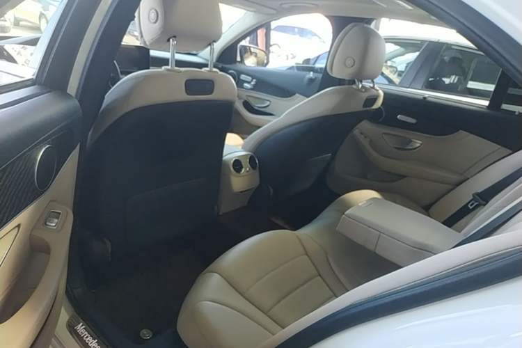 Used Mercedes-Benz C-Class 2015 C 200 L 4MATIC Sport Edition Left Rear Seat