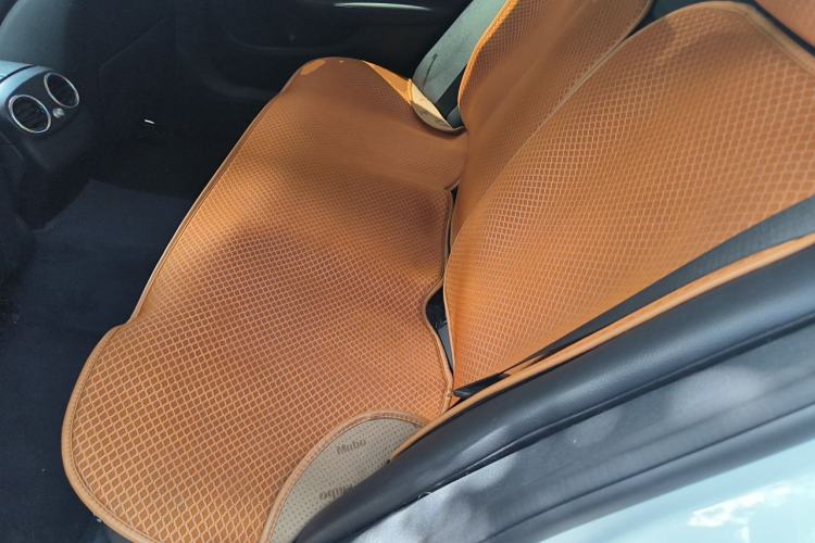 Used Mercedes-Benz C-Class 2015 C 180 L Sport Edition Left Rear Seat