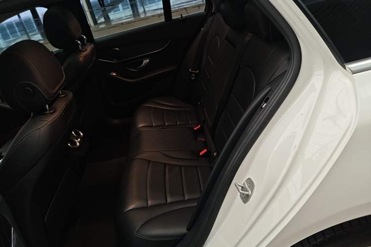 Used Mercedes-Benz C-Class 2015 C 200 station wagon Left Rear Seat