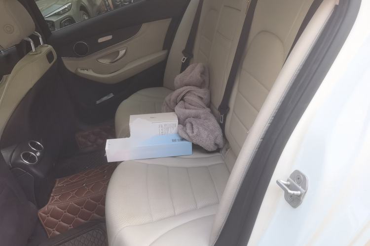 Used Mercedes-Benz C-Class 2015 Revised C 200 L Sport Edition Left Rear Seat