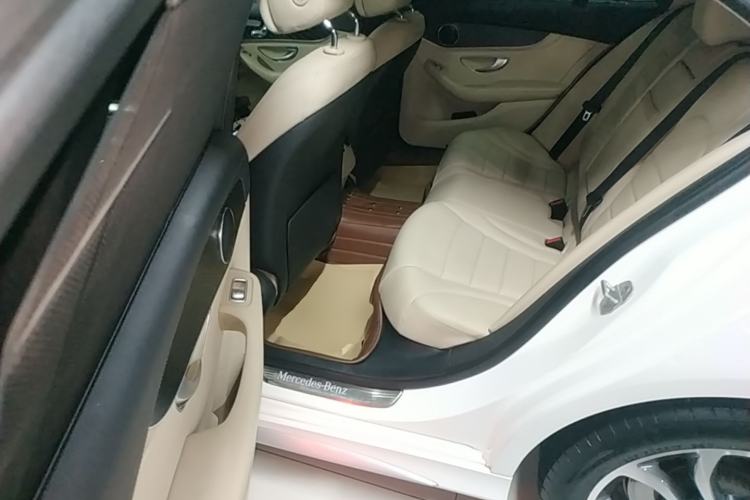 Used Mercedes-Benz C-Class 2015 C 200 L Sport Edition Left Rear Seat