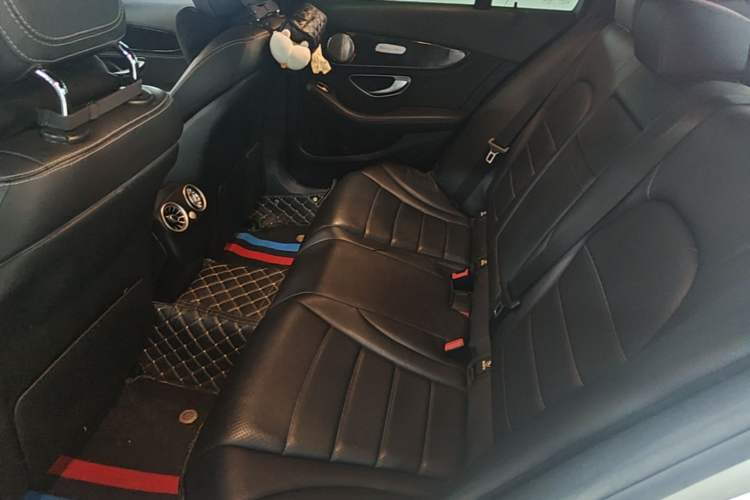 Used Mercedes-Benz C-Class 2015 C 200 Sport Edition Left Rear Seat