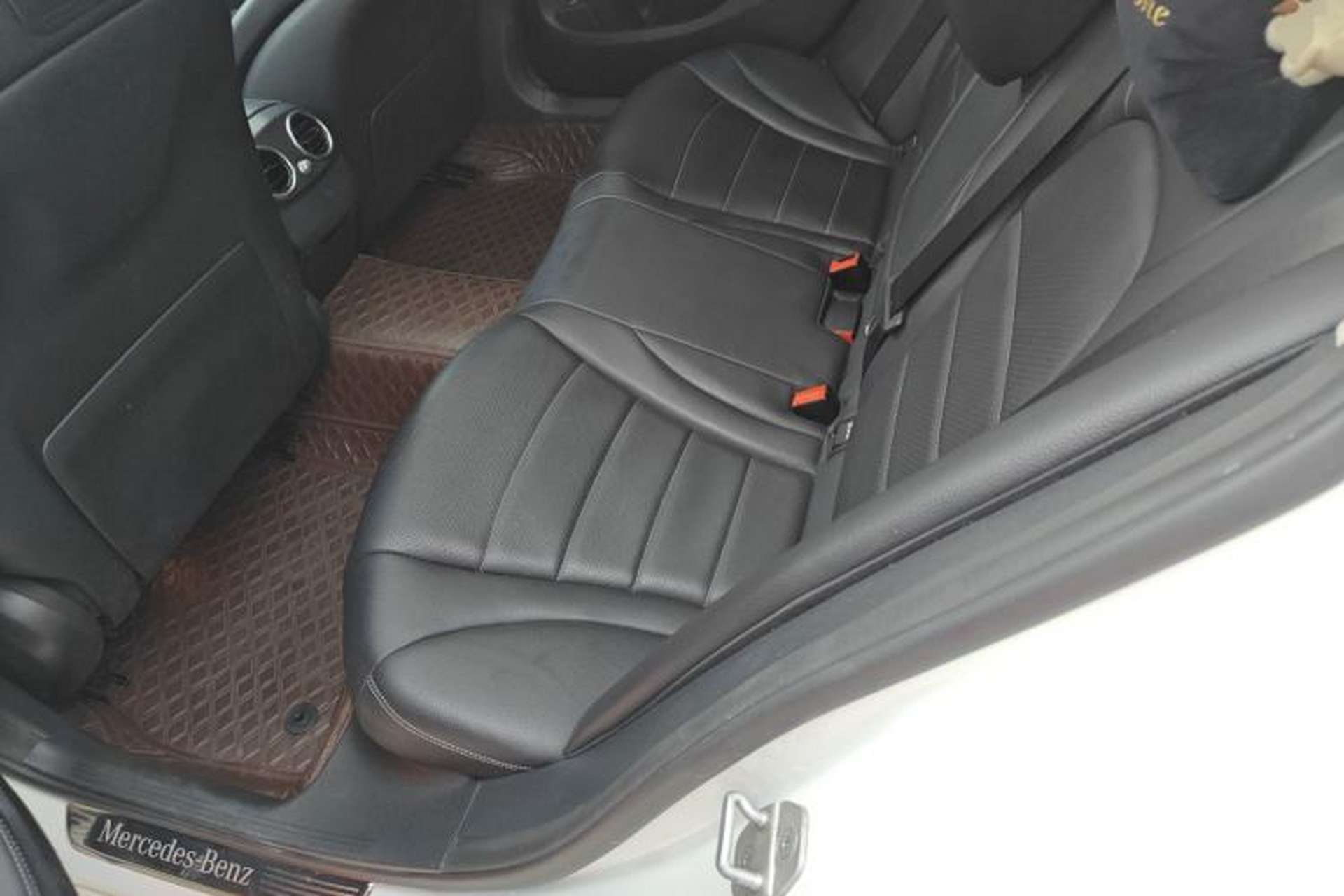 Used Mercedes-Benz C-Class 2015 Revised C 200 L Sport Edition Left Rear Seat