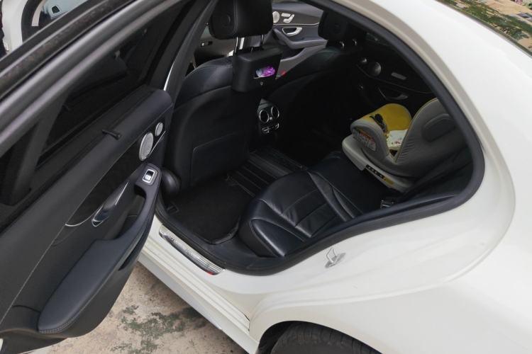Used Mercedes-Benz C-Class 2015 C 300 L Sport Edition Left Rear Seat