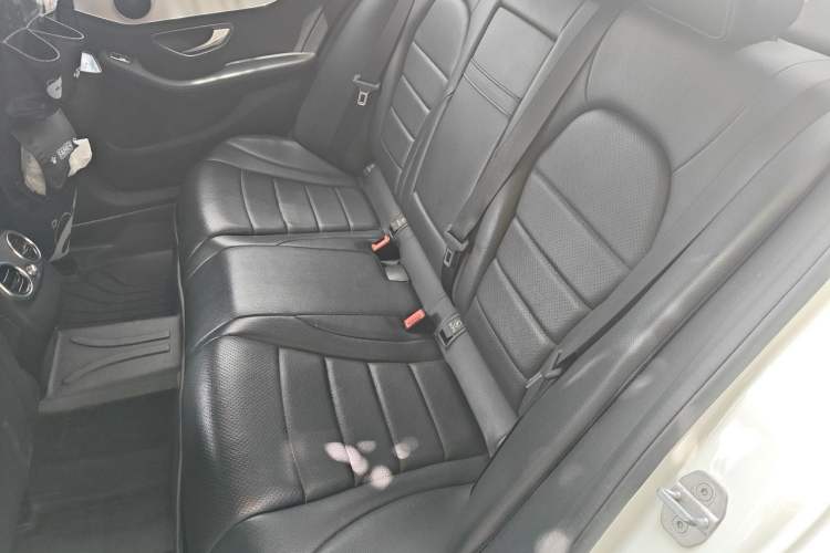 Used Mercedes-Benz C-Class 2015 C 200 Sport Edition Left Rear Seat
