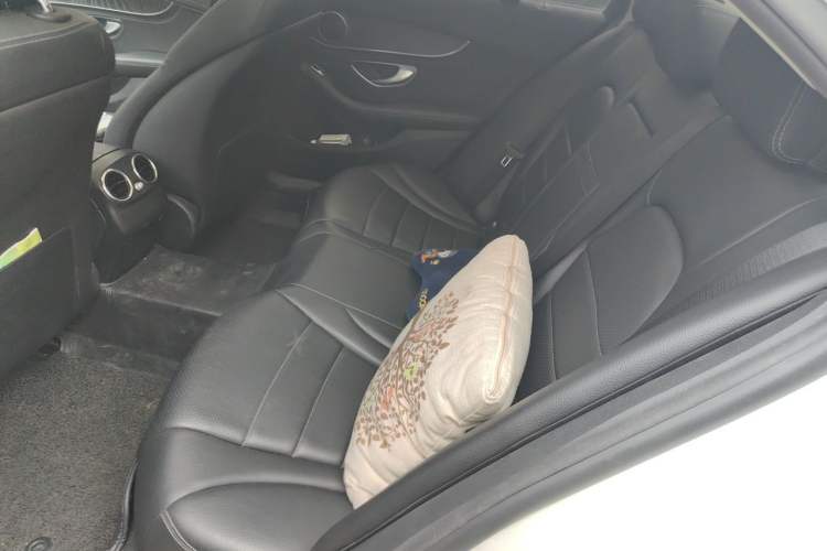 Used Mercedes-Benz C-Class 2015 Revised C 200 L Sport Edition Left Rear Seat
