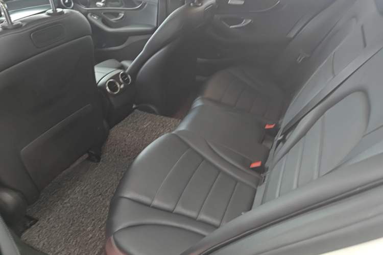 Used Mercedes-Benz C-Class 2015 Revised C 200 L Sport Edition Left Rear Seat