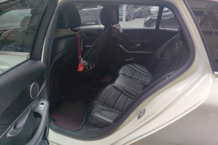 Used Mercedes-Benz C-Class 2015 C 200 station wagon Left Rear Seat