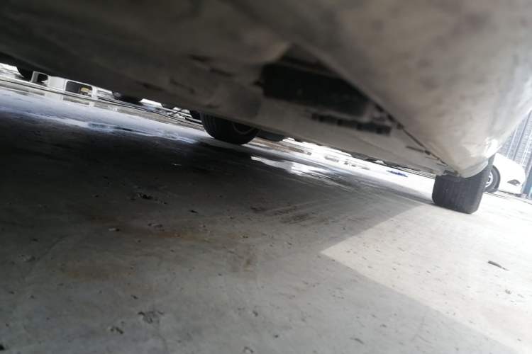 Used Mercedes-Benz C-Class 2015 Facelift C 200 L Left Side Sill
