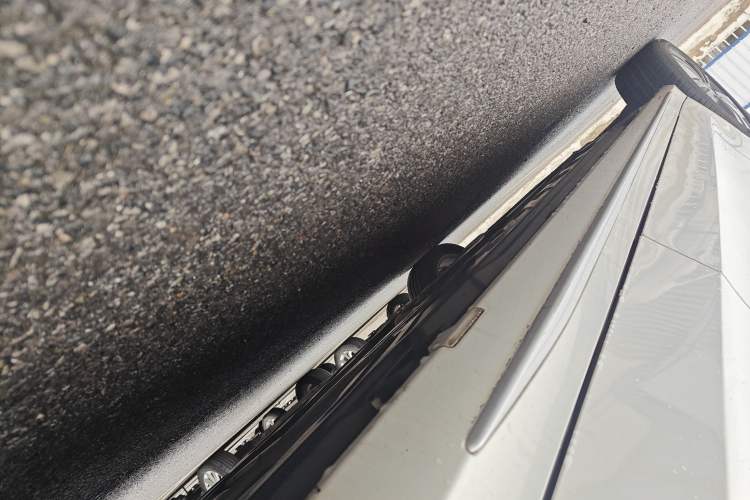Used Mercedes-Benz C-Class 2015 Revised C 200 L Sport Edition Left Side Sill