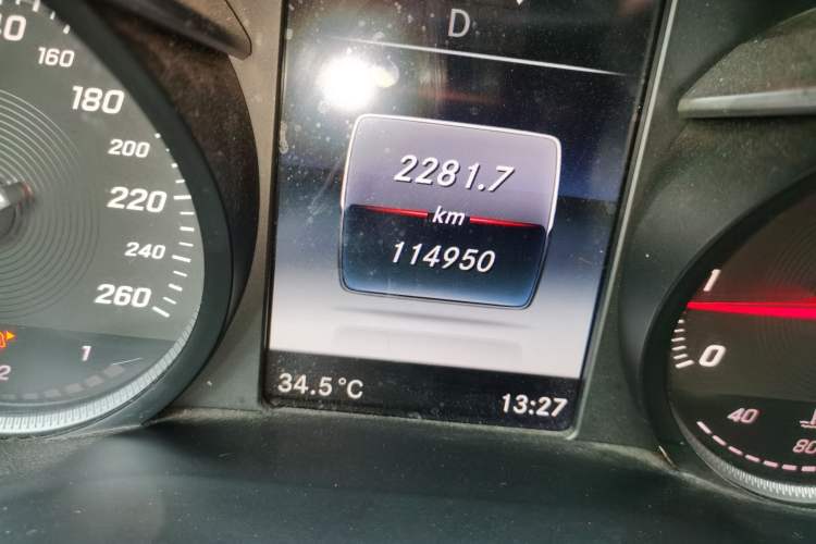 Used Mercedes-Benz C-Class 2015 Restyled C 180 L Sport Edition Odometer Close Up