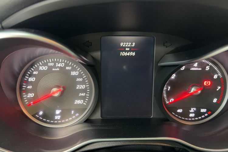 Used Mercedes-Benz C-Class 2015 C 200 L 4MATIC Odometer Close Up
