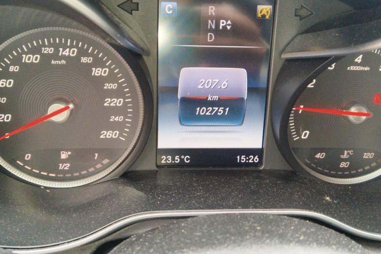 Used Mercedes-Benz C-Class 2015 Restyled C 180 L Sport Edition Odometer Close Up