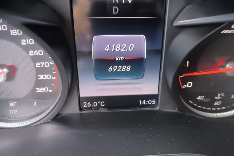 Used Mercedes-Benz C-Class 2015 C 200 Sport Edition Odometer Close Up