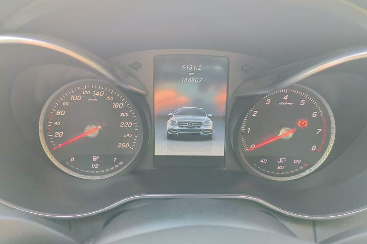 Used Mercedes-Benz C-Class 2015 C 200 L 4MATIC Odometer Close Up