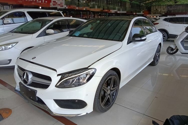 Used Mercedes-Benz C-Class 2015 C 300 Sport Edition Guazi used car, China used car export, Used car for sale, Used Mercedes-Benz cars, Cheapest cars for sale