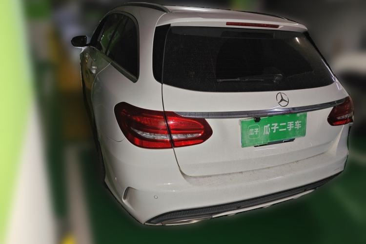 Used Mercedes-Benz C-Class 2015 C 200 station wagon Rear Left 45 Deg
