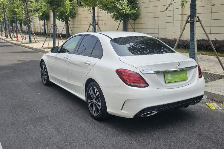 Used Mercedes-Benz C-Class 2015 C 200 Sport Edition Rear Left 45 Deg