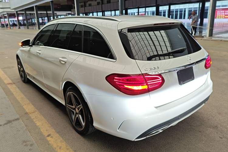 Used Mercedes-Benz C-Class 2015 C 200 station wagon Rear Left 45 Deg