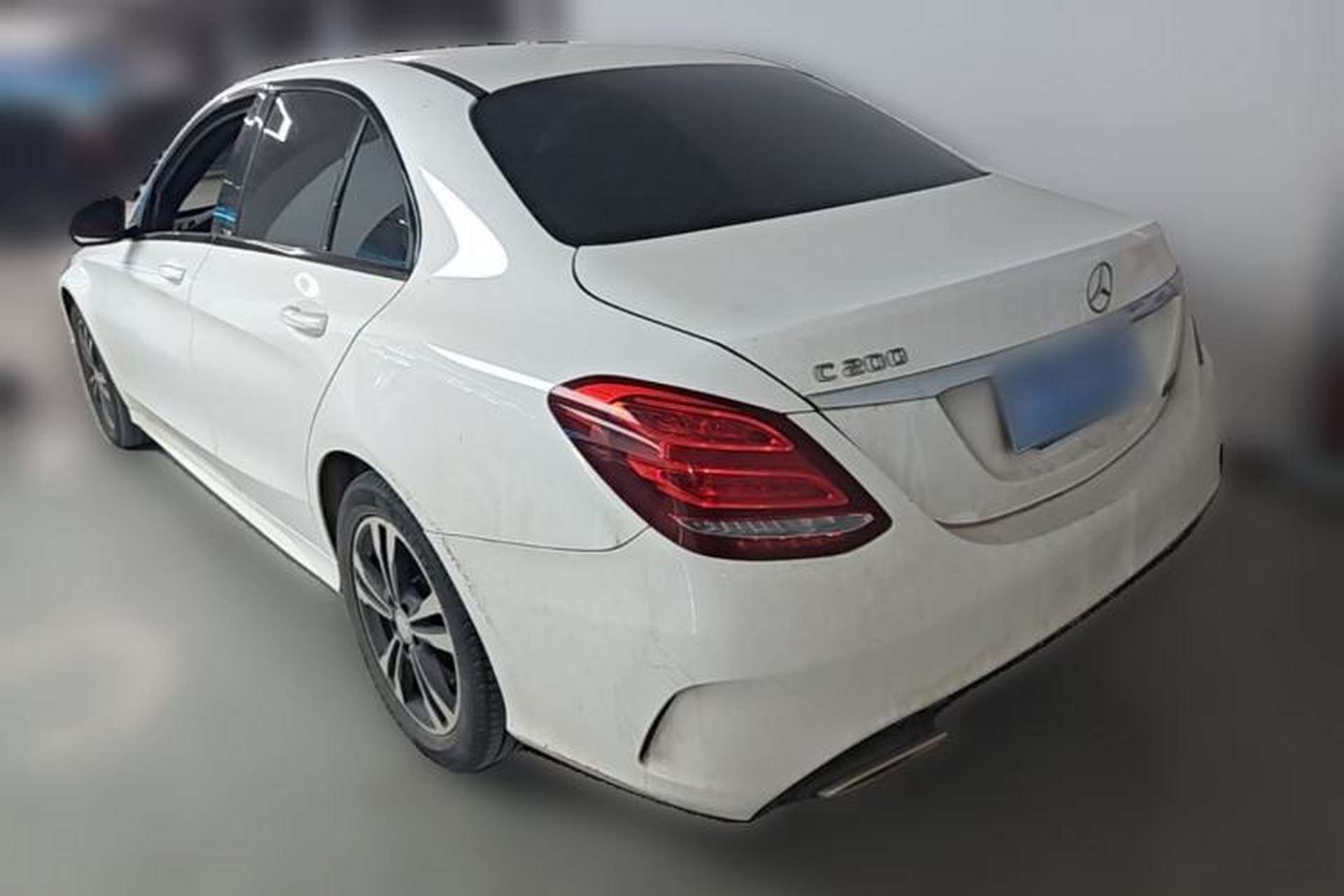 Used Mercedes-Benz C-Class 2015 C 200 Sport Edition Rear Left 45 Deg