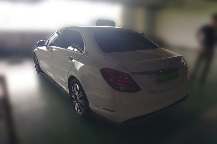 Used Mercedes-Benz C-Class 2015 Facelift C 200 L Rear Left 45 Deg