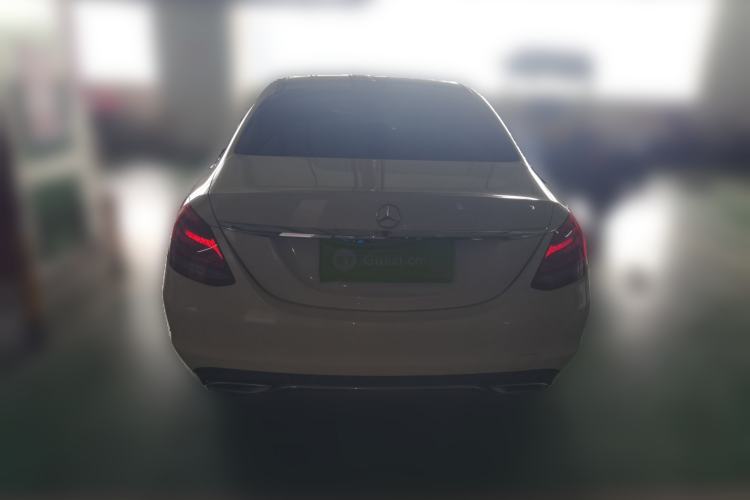 Used Mercedes-Benz C-Class 2015 Facelift C 200 L Rear