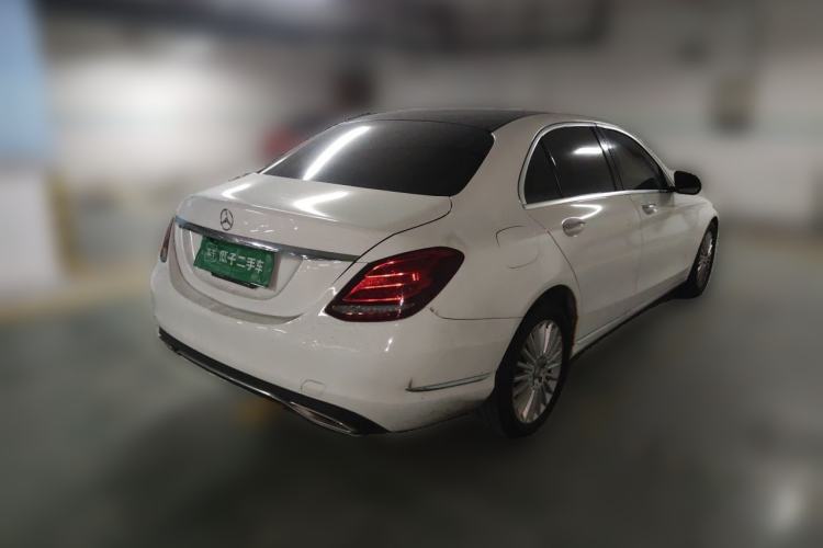 Used Mercedes-Benz C-Class 2015 C 200 L Rear Right 45 Deg