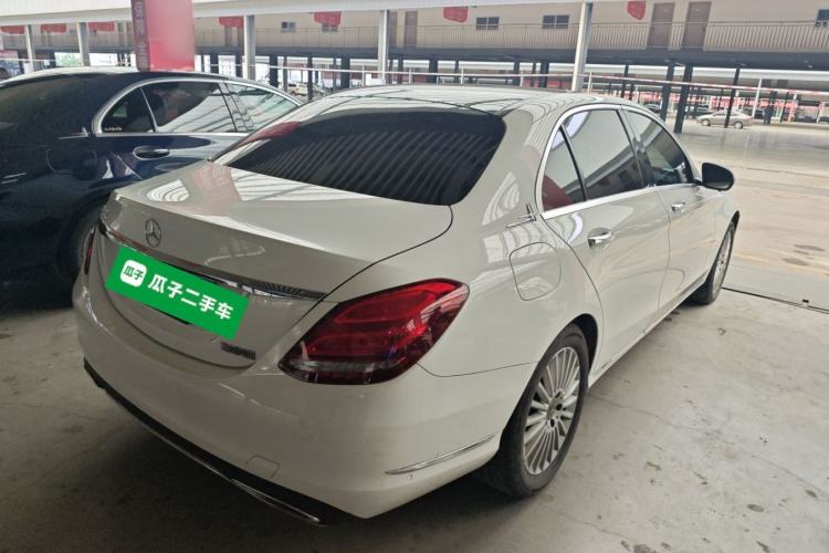 Used Mercedes-Benz C-Class 2015 Facelift C 200 L Rear Right 45 Deg