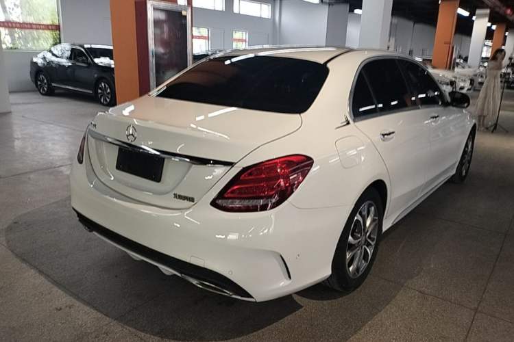 Used Mercedes-Benz C-Class 2015 Restyled C 180 L Sport Edition Rear Right 45 Deg