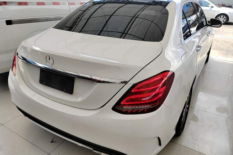 Used Mercedes-Benz C-Class 2015 Revised C 200 L Sport Edition Rear Right 45 Deg