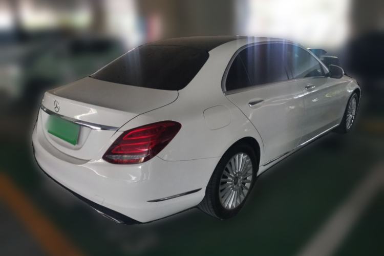 Used Mercedes-Benz C-Class 2015 C 200 L Rear Right 45 Deg