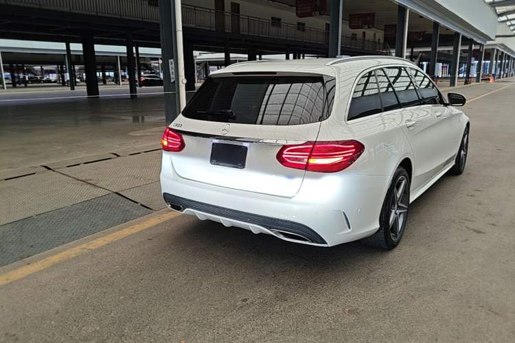 Used Mercedes-Benz C-Class 2015 C 200 station wagon Rear Right 45 Deg