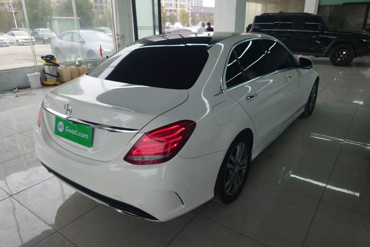 Used Mercedes-Benz C-Class 2015 Revised C 200 L Sport Edition Rear Right 45 Deg