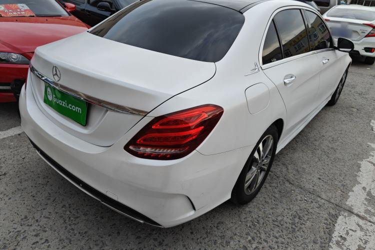 Used Mercedes-Benz C-Class 2015 Revised C 200 L Sport Edition Rear Right 45 Deg