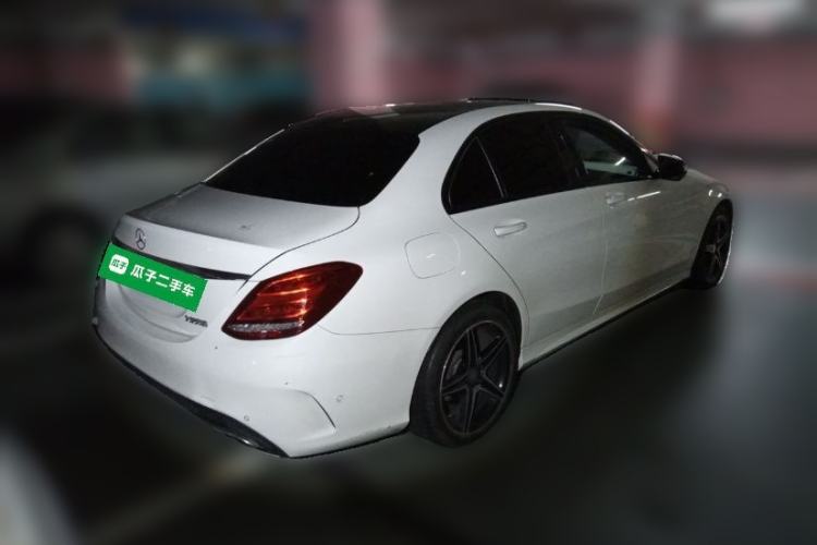 Used Mercedes-Benz C-Class 2015 C 300 Sport Edition Rear Right 45 Deg