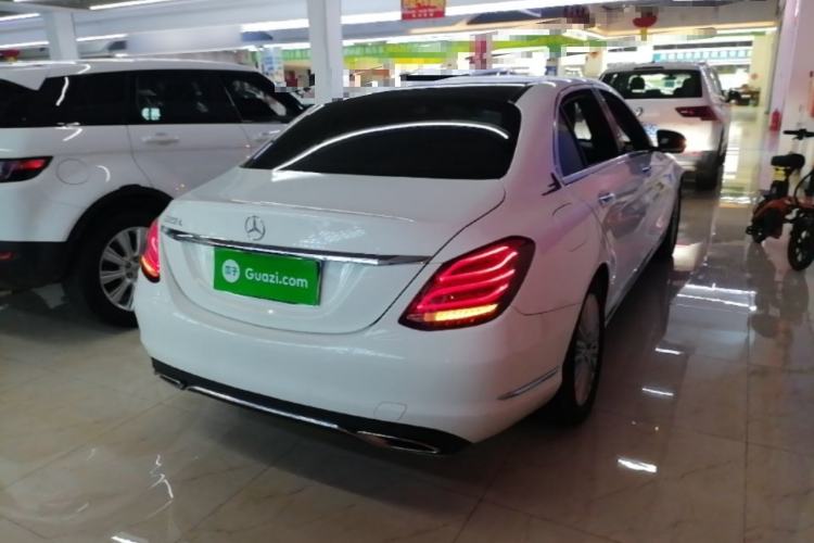 Used Mercedes-Benz C-Class 2015 C 200 L Rear Right 45 Deg