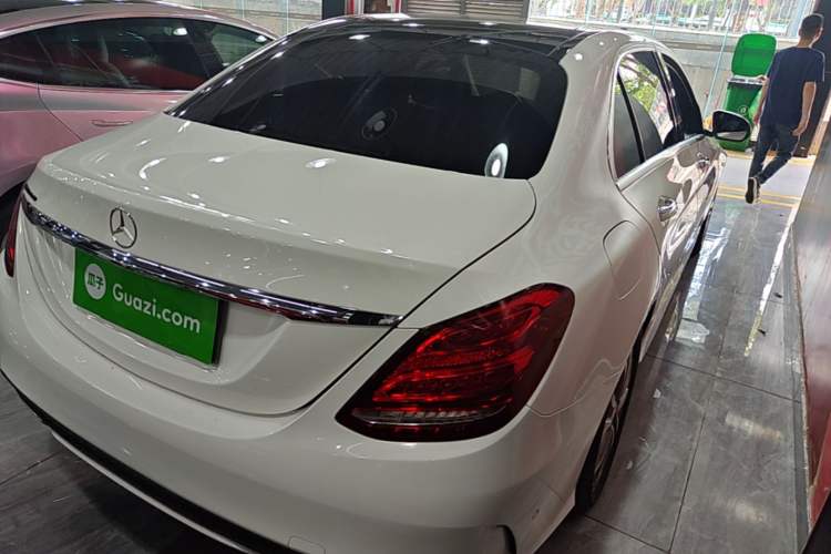 Used Mercedes-Benz C-Class 2015 C 200 L Sport Edition Rear Right 45 Deg