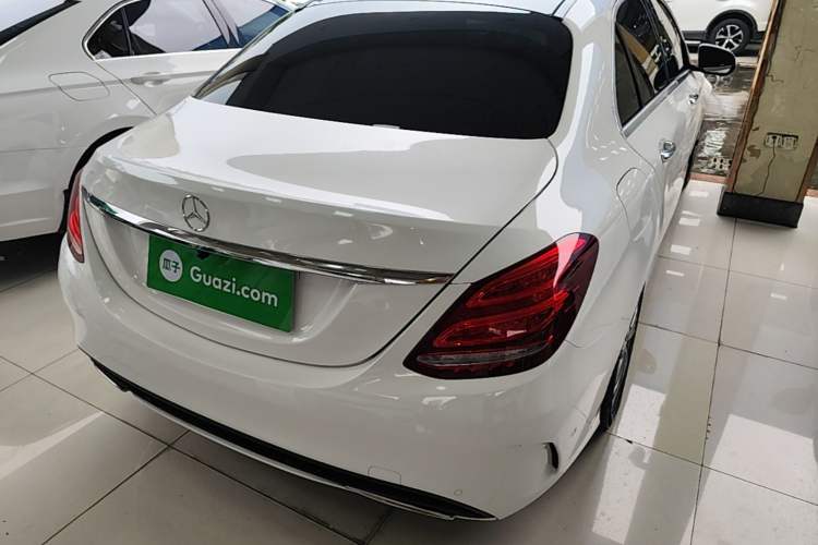 Used Mercedes-Benz C-Class 2015 Revised C 200 L Sport Edition Rear Right 45 Deg