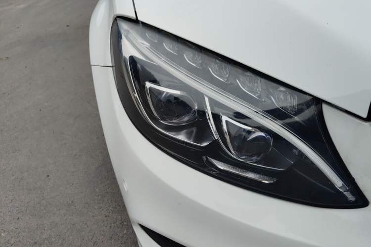 Used Mercedes-Benz C-Class 2015 C 300 Sport Edition Right Front Headlight