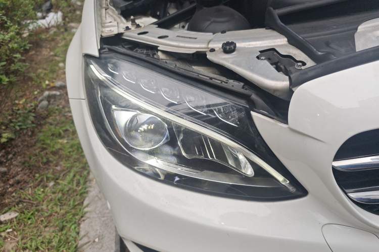 Used Mercedes-Benz C-Class 2015 C 200 Sport Edition Right Front Headlight