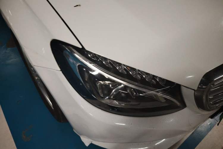 Used Mercedes-Benz C-Class 2015 Facelift C 200 L Right Front Headlight