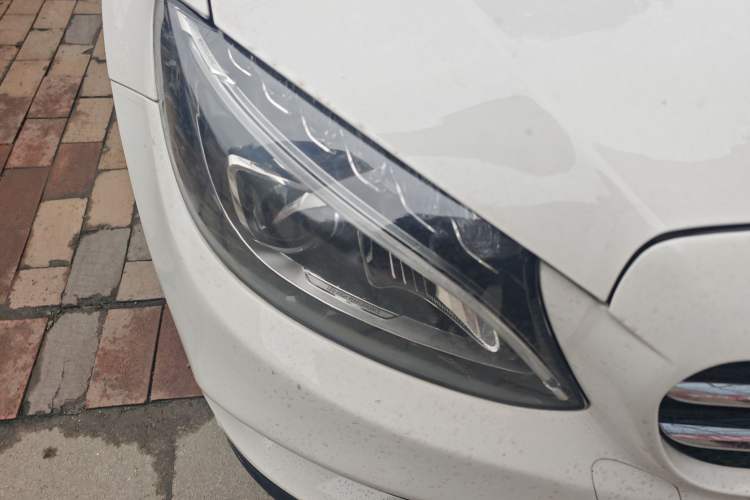 Used Mercedes-Benz C-Class 2015 C 200 Sport Edition Right Front Headlight