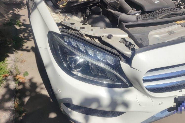 Used Mercedes-Benz C-Class 2015 C 200 L Sport Edition Right Front Headlight
